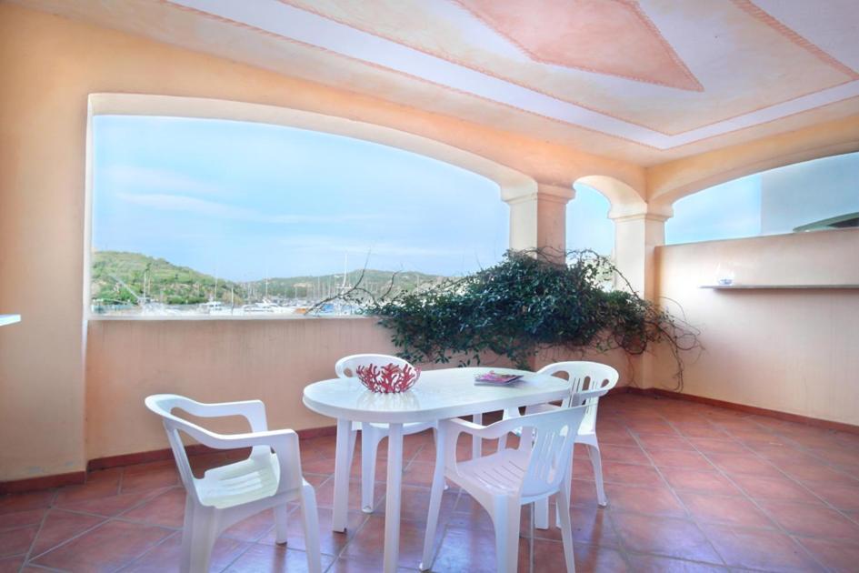 Perla Del Porto Apartments Santa Teresa Gallura Extérieur photo